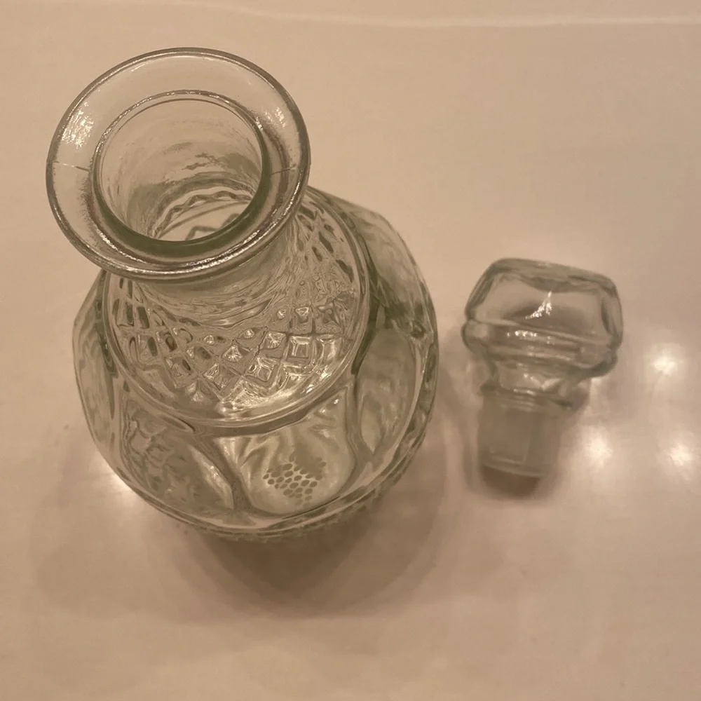 Set of two vintage wine‎ decanters 10 in tall. No cracks or chips